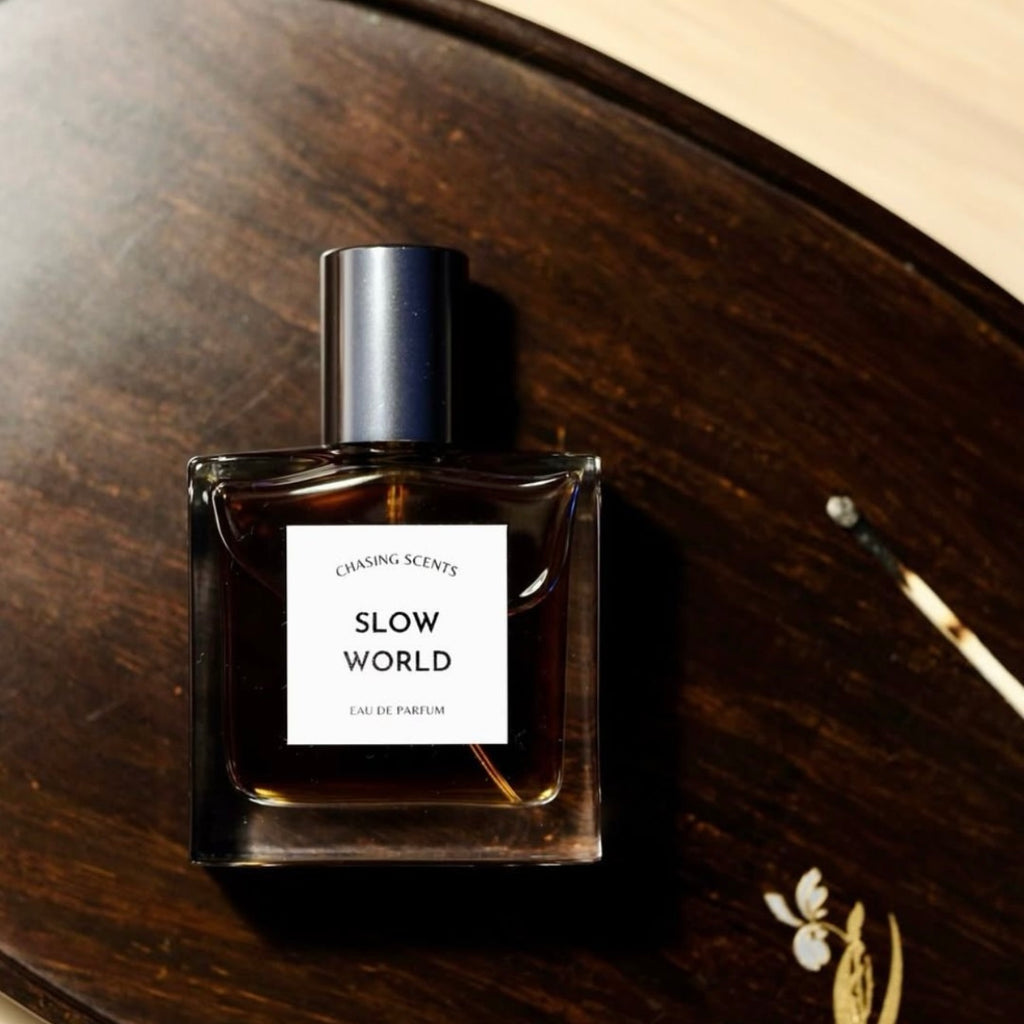SLOW WORLD CHASING SCENTS
